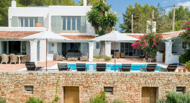 Pretty Villa in Santa Gertrudis de Fruitera with Private Pool, Забронировать Вилла Санта-Гертрудис-де-Фруитера Ибица