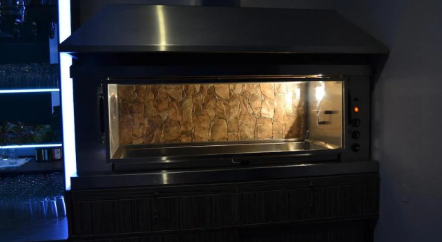 Hotel Apeyron ***, Book Hotel Cesky Brod 