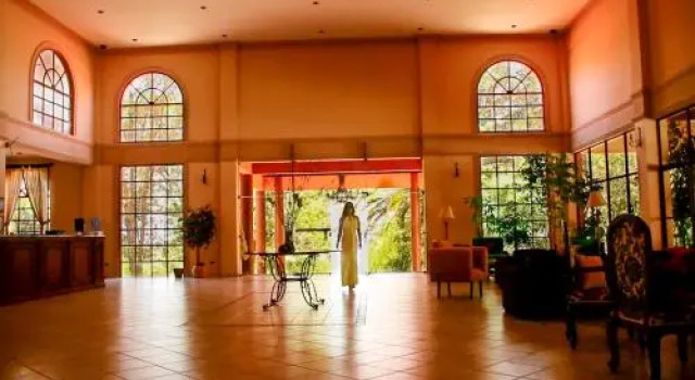Hotel Hacienda de Kaluyo, Rezervați Hotel Estancia Machuma Cochabamba Region
