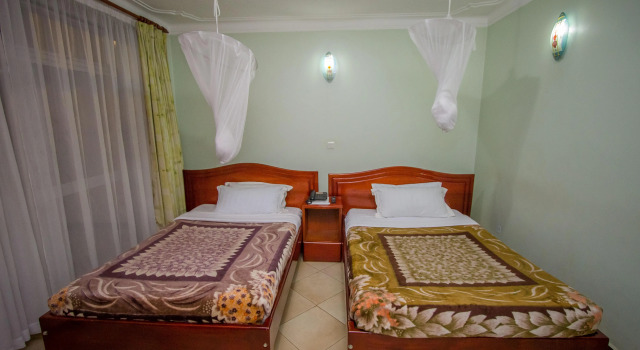 Jevine Hotel