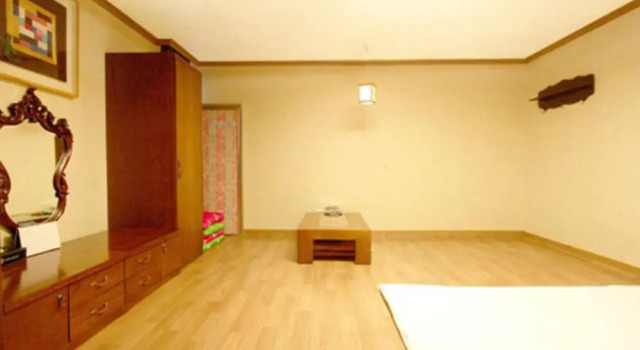 Номер Standard Changwon Olympic Hotel