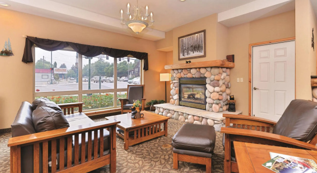 La Quinta Inn Sandpoint, Varaa Hotelli Sandpoint 