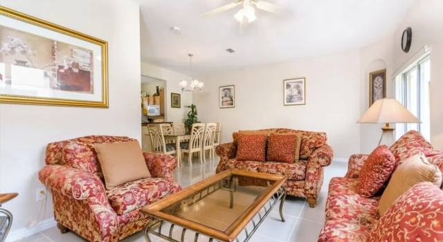 734lam 3 Bedroom Townhouse
