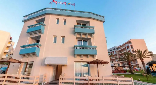 Hotel Christina, Забронировать Отель Ханья периферийная единица Ханья