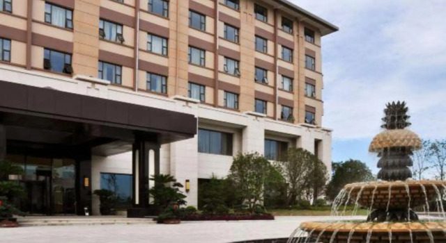Oriental Hotel, Book Hotel Hoteller i Suzhou med parkering, Parkering