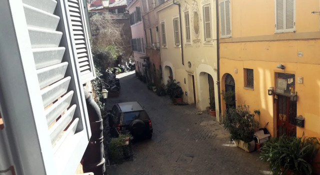 Anastasia Hidden Balcony - An hidden balcony inside Trastevere, Забронировать Апартаменты/квартира Апартаменты Рима, рядом с Площадь Кампо-деи-Фиори, Апартаменты/квартира