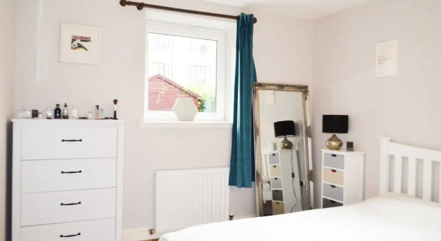 2 Bedroom Apartment in Edinburgh With Private Garden, Забронировать Апартаменты/квартира Апартаменты Бротона, Апартаменты/квартира