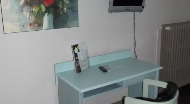 Hotel Argos, Забронировать Отель Сен-Жюньен Haute-Vienne, рядом с The Corot Site