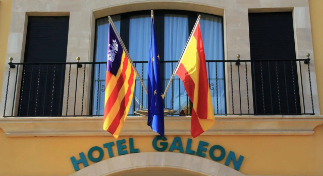 Aparthotel Galeón Suites