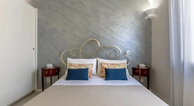 Maison Piccola Corte, Забронировать Апартаменты/квартира Апартаменты Пьяно-ди-Сорренто, рядом с Железнодорожный вокзал Пьяно-ди-Сорренто компании Circumvesuviana, Апартаменты/квартира