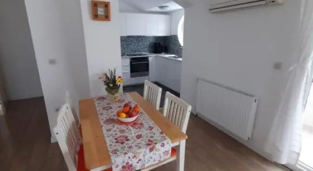 Apartments A&T, Book Apartment Sukosan Zadar County, near Makarska Beach