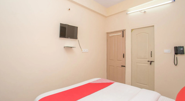 OYO 12776 SV Suites