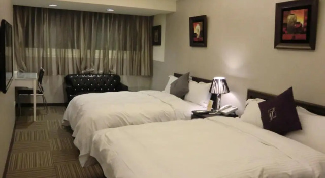 Семейный номер Superior 意芙旅店 Ifinn Hotel
