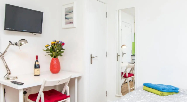 Bristol City Budget Studio Stay (Adults Only), Boek Hotel Hotels in Bristol met parkeren, Parkeren