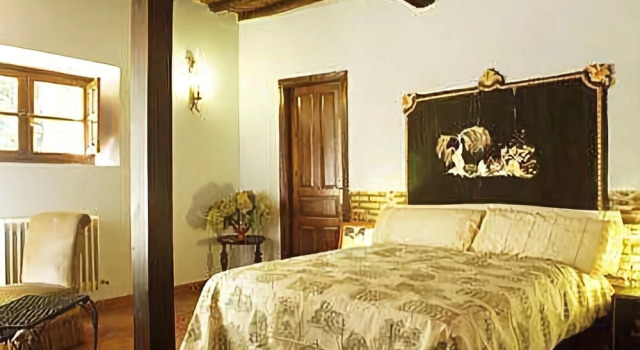 Hotel rural El Jardin del Conde, Забронировать Отель Пеньякабальера La Covatilla