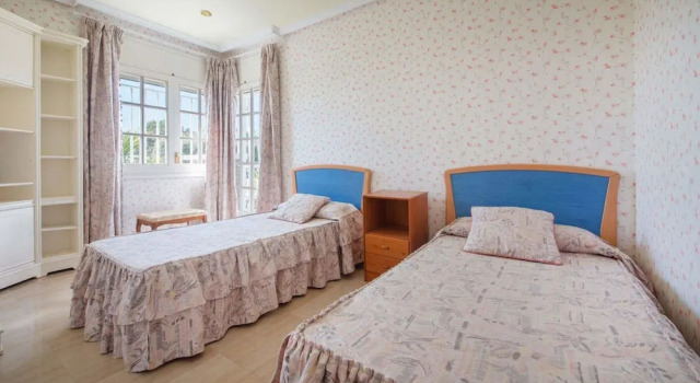 House Sendo, Rezervasyon Otel El Vendrell El Baix Penedès, Platja de les Madrigueres yakınında