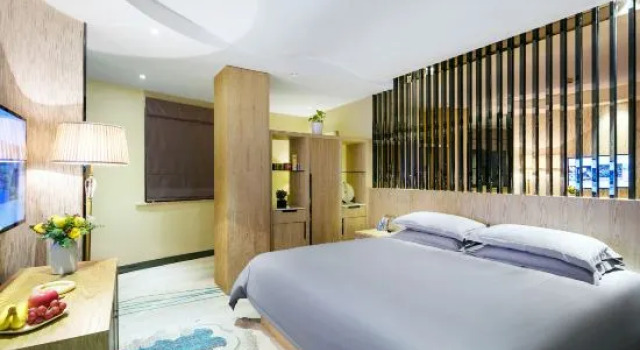 Люкс Executive Jinchen Hotel (Hangzhou Huanglong Sports Center)
