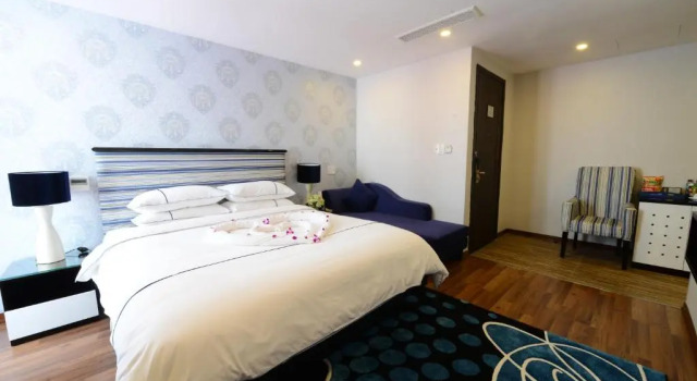 Полулюкс Hôtel Le Joyau Bleu Hanoï