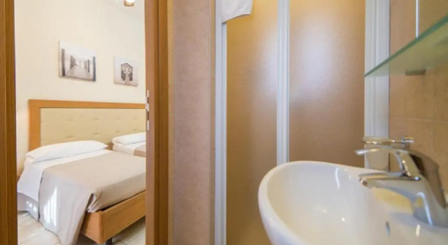 Двухместный номер Standard Mediterraneo Hotel & Suites