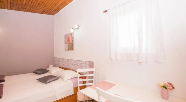 Студия Apartments and Room Zinka