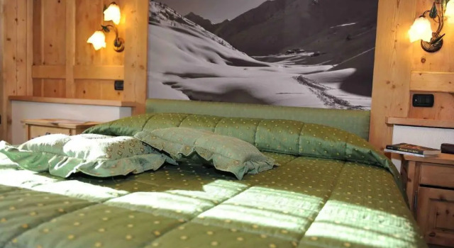 Четырёхместный номер Superior Hotel Alpina