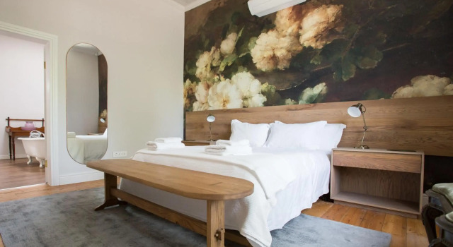 Laanhof Victorian House Self-Catering, Забронировать Отель Отели Стелленбос с парковкой, рядом с African Art Boutique Stellenbosch, Парковка