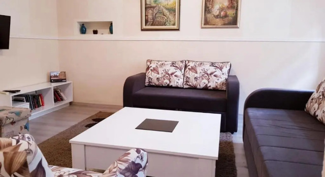 Коттедж BTO Holiday Home