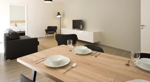 Апартаменты с балконом Lakepark Residence