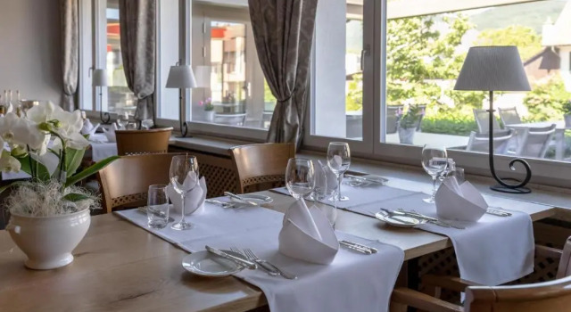 Landgasthof und Hotel Kreuz Kappel, Rezerwuj Hotel Kappel Zurych