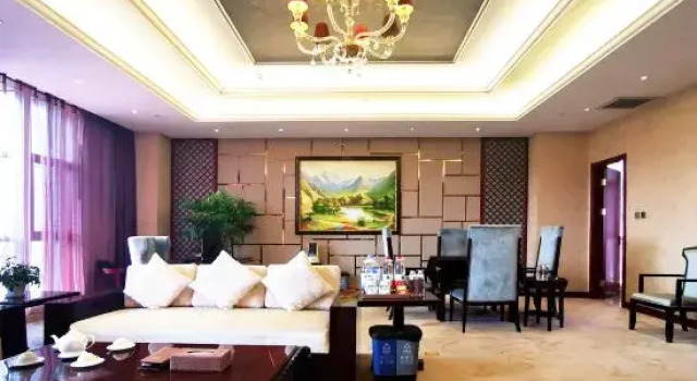 Люкс Deluxe Guotai Anning Hotel