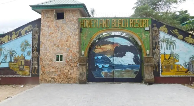 Honeyland Beach Resort, Prenota Resort Hotel a Epe con colazione, Colazione