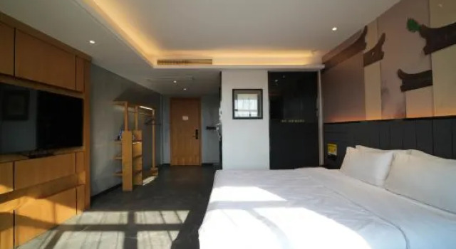 Люкс Deluxe Porter New Century Hotel (Taizhou Jiaojiang Commercial Street)