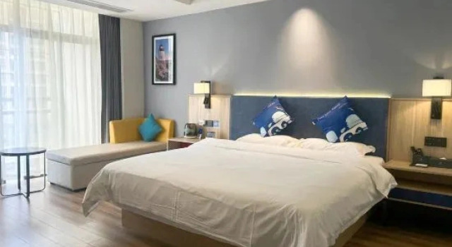 Люкс Yeste Hotel (Chongzuo Zhongxin Pedestrian Street Guangxi Minzu Shifan Xueyuan)