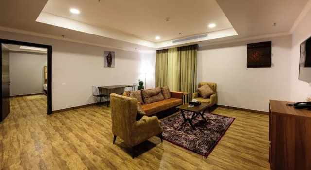 Полулюкс Zaman Homeland Hotel