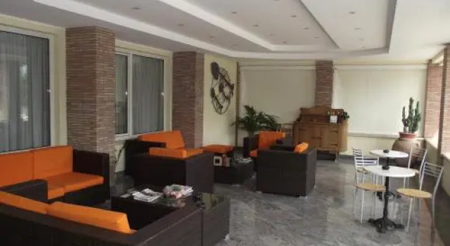 Il Girasole, Book Hotel Terracina Lazio Coast