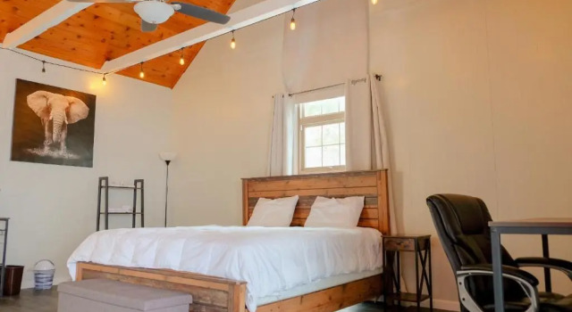 Номер Standard Sherwood Arms Motel