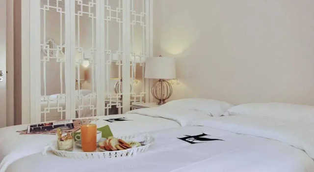 Lisbon Charming Apartments - Chiado, Забронировать Апартаменты/квартира Апартаменты Лиссабона, рядом с Núcleo Arqueológico, Апартаменты/квартира