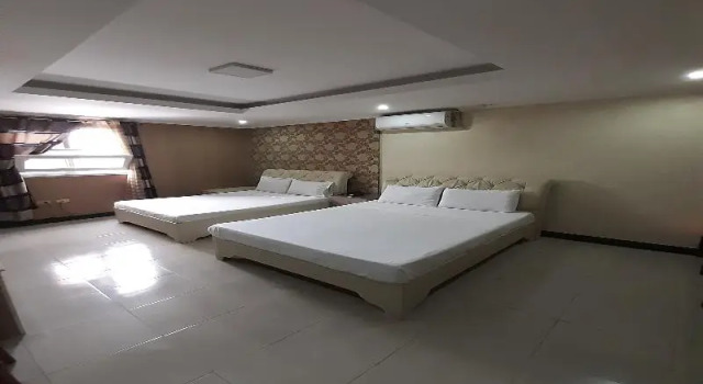 Четырёхместный люкс OYO 700 Pj Inn Hotel