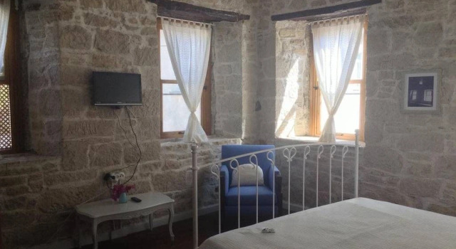 Eski Tas Otel