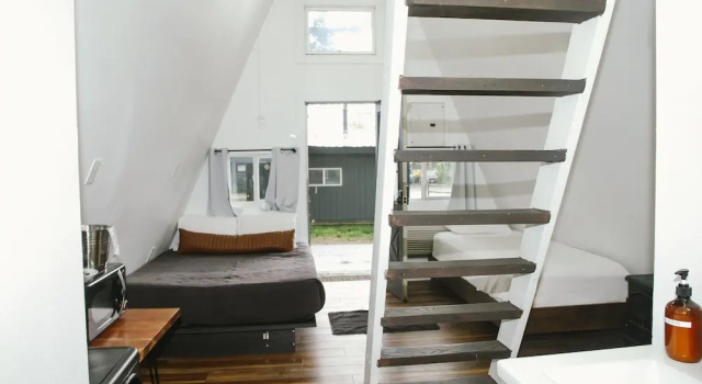 Standard Zimmer Trailhead Cabins & Lodging