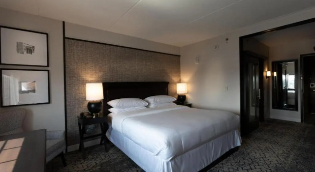 Номер Standard Sheraton Chicago Northbrook