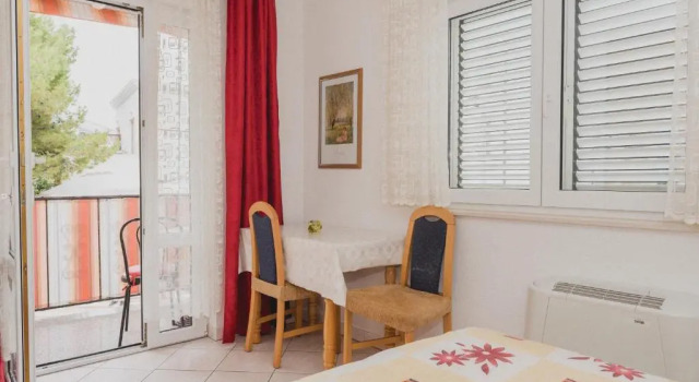 Студия Apartments Josip