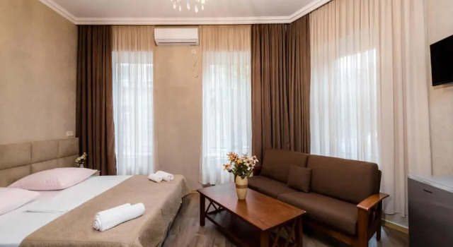 Star Hotel