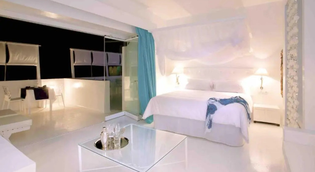 Номер Standard AVANTI Lifestyle Hotel