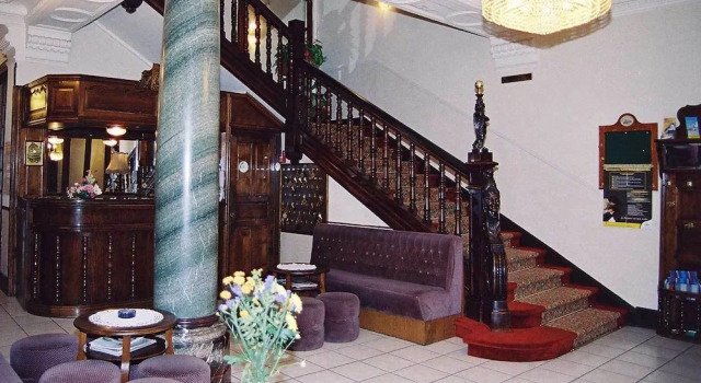 Grand Hotel D'Angleterre, Varaa Hotelli Hotellit Hautes-Pyrénées aamiaisella, Aamiainen