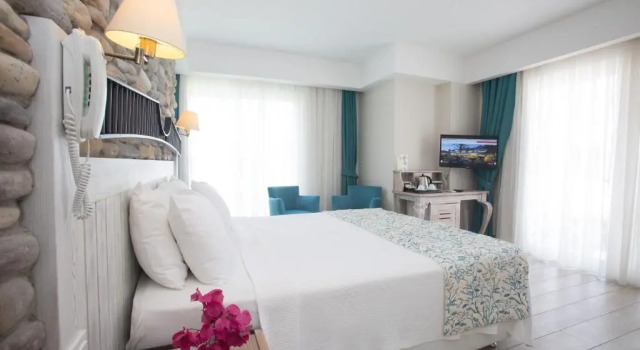 Двухместный номер Standard Dedeminn Marina Hotel