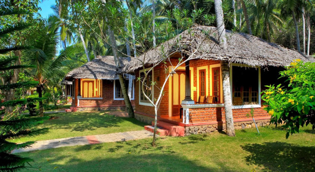 Abad Harmonia Ayurveda Beach Resort, Забронировать Курортный отель Отели штата Тамилнада с бассейном, Бассейн