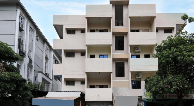 OYO Flagship 14224 Happy Guest house, Varaa Matkakoti Edulliset hotellit kohteessa Telangana