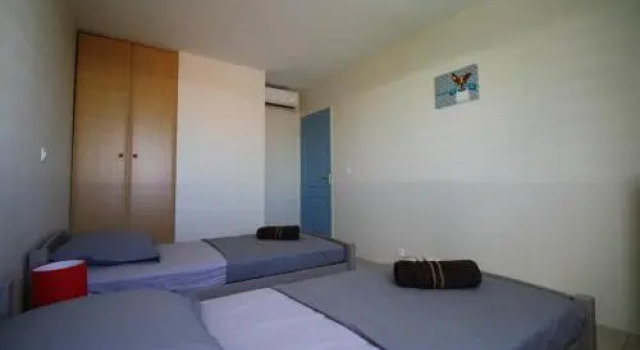 Appartement Ti Colibri en Centre Ville et sa citerne d eau potable, Prenota Appartamento Hotel a Grande-Terre con piscina, Piscina