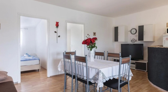 Stunning Home in Vodnjan With Wifi and 2 Bedrooms